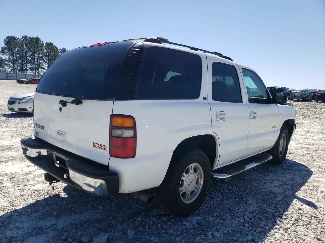Фото 4 с аукциона – 2002 GMC YUKON с VIN 1GKEC13VX2J115832