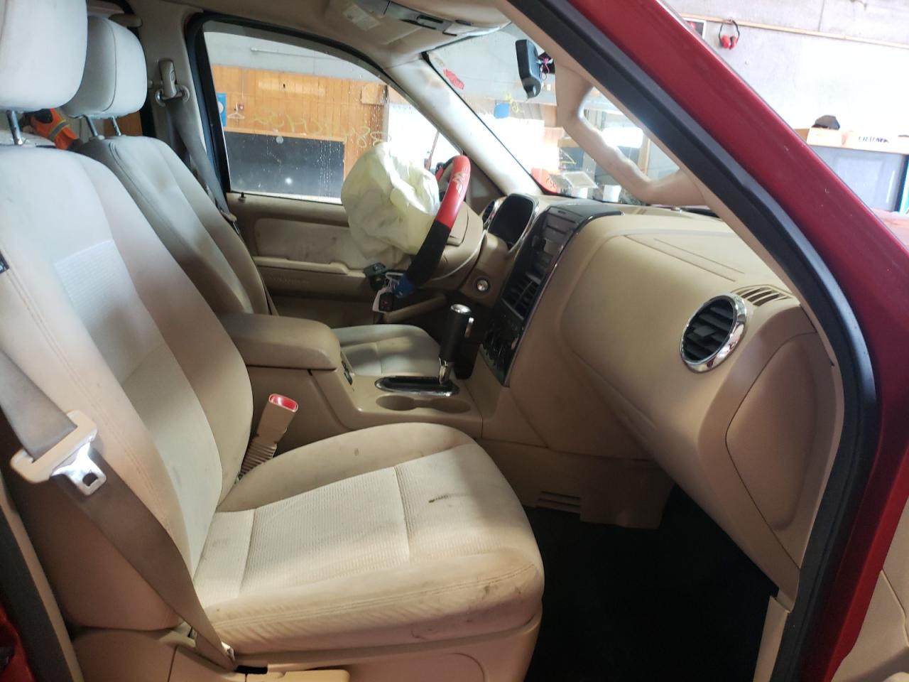 Photo 5 from auction – 2007 FORD EXPLORER S with VIN 1FMEU51877UA64059