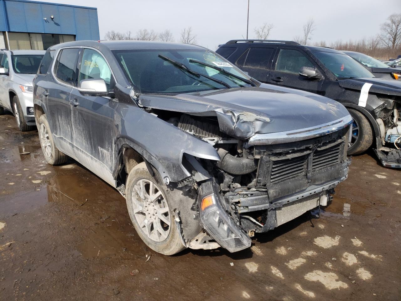 GMC ACADIA SLE 2020 with VIN 1GKKNKLS0LZ151394 - Photo from auction
