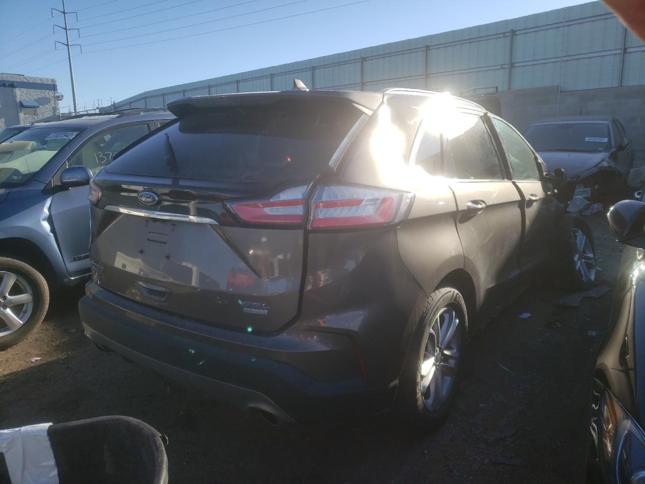 Photo 4 from auction – 2019 FORD EDGE SEL with VIN 2FMPK3J97KBC01253