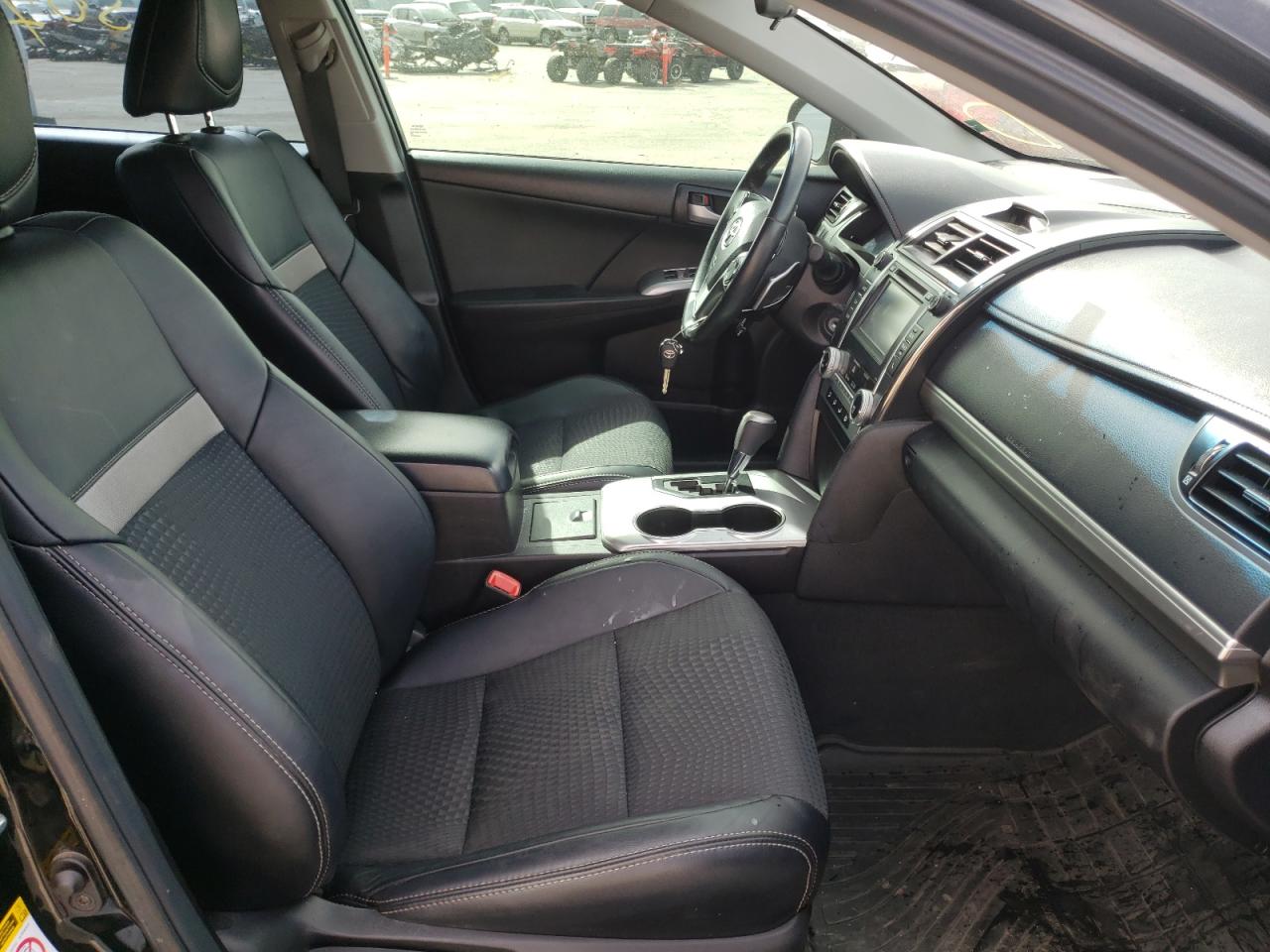 Photo 5 from auction – 2014 TOYOTA CAMRY L with VIN 4T1BF1FK5EU433539