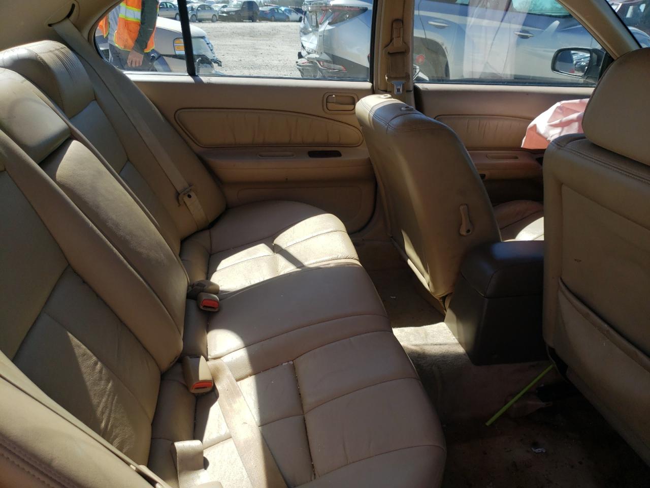 Photo 6 from auction – 1998 NISSAN MAXIMA GLE with VIN JN1CA21D6WT529325