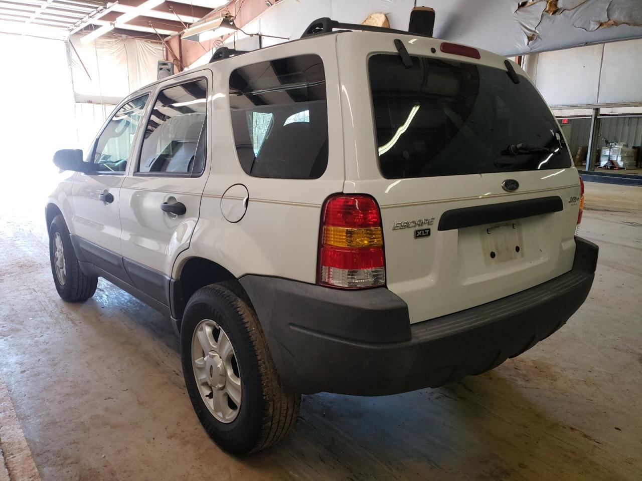 Photo 3 from auction – 2004 FORD ESCAPE XLT with VIN 1FMYU03154DA18693