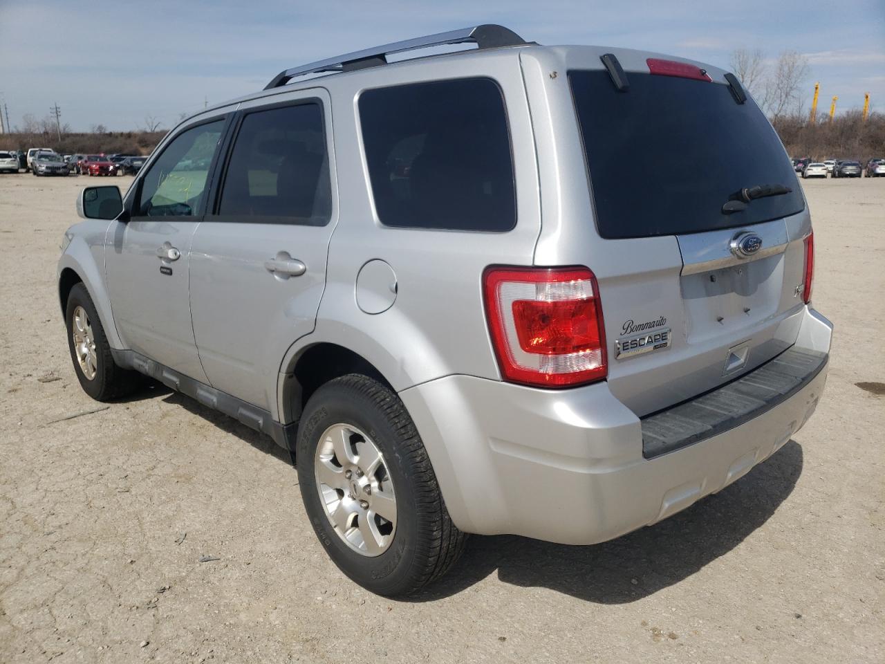Photo 3 from auction – 2011 FORD ESCAPE LIM with VIN 1FMCU9EG0BKB28091