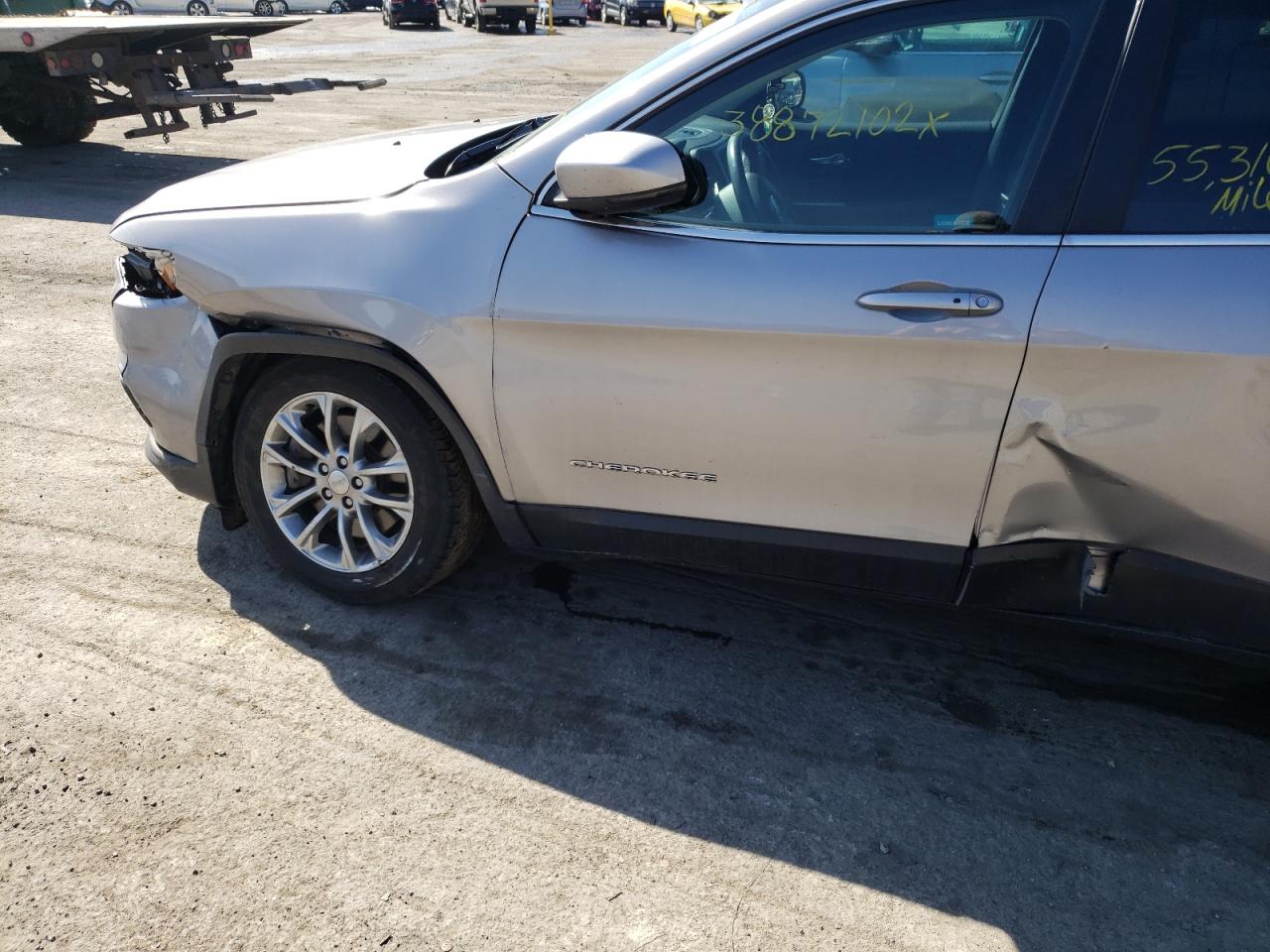 Photo 9 from auction – 2019 JEEP CHEROKEE L with VIN 1C4PJLLB4KD469999