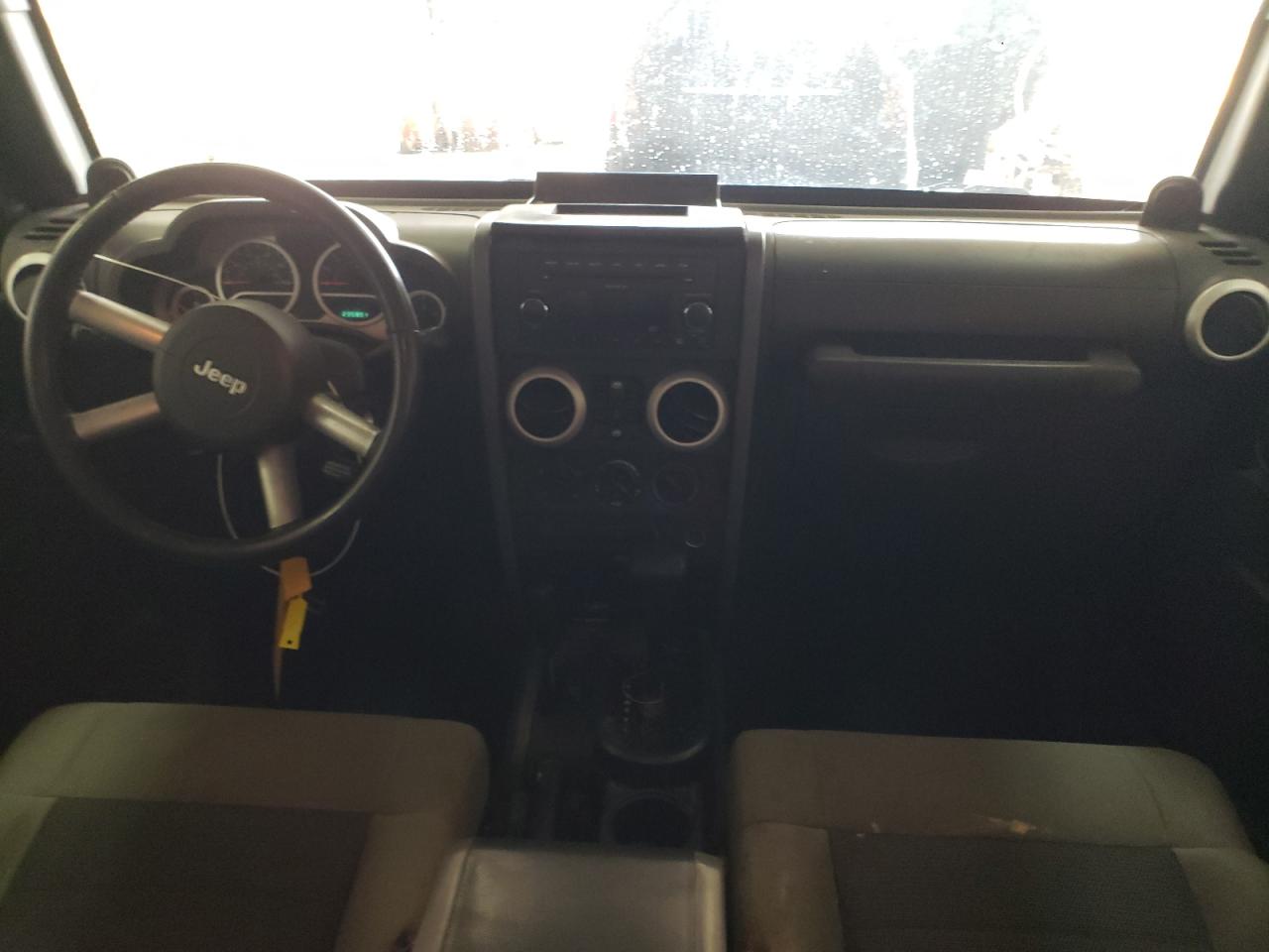 Photo 9 from auction – 2010 JEEP WRANGLER U with VIN 1J4BA5H18AL147581