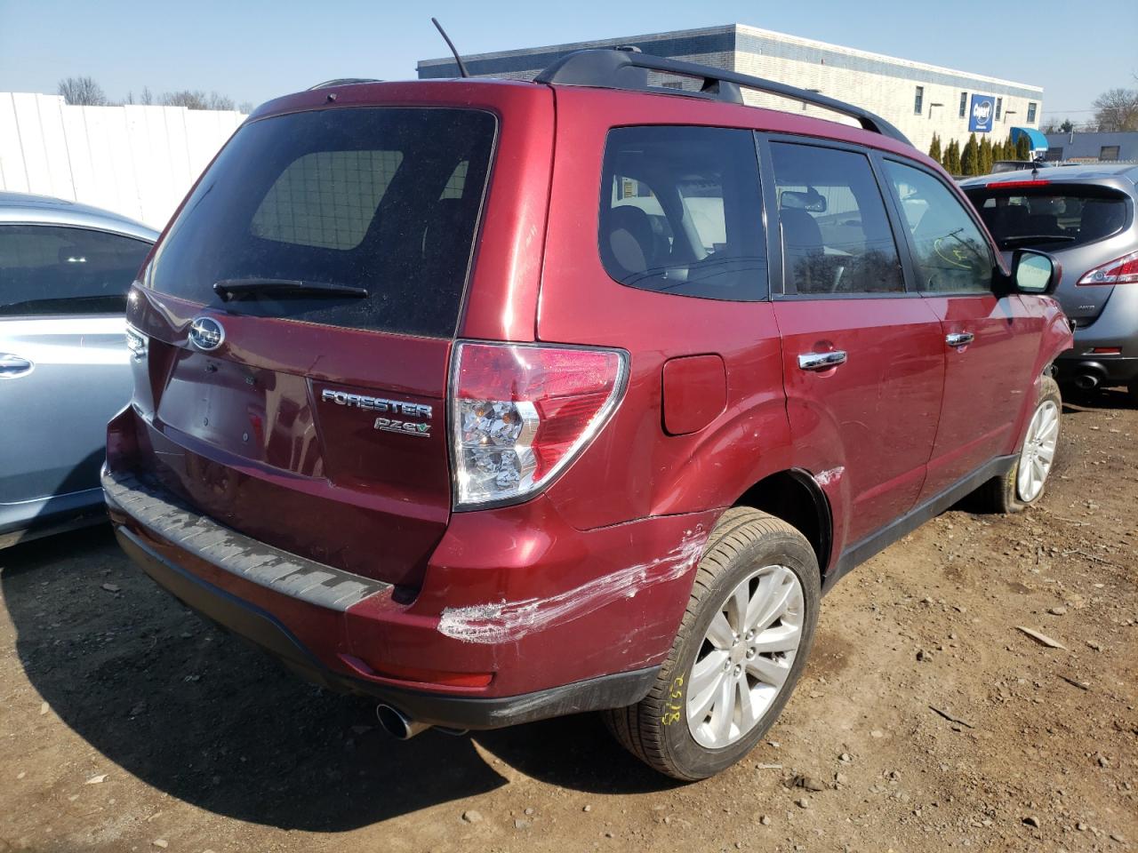 Photo 4 from auction – 2011 SUBARU FORESTER 2 with VIN JF2SHADC5BH769580