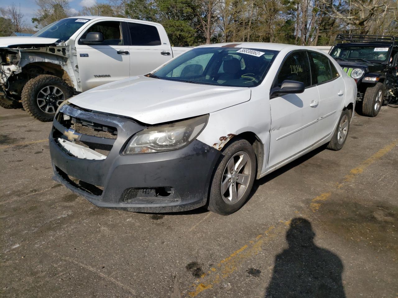 Photo 2 from auction – 2013 CHEVROLET MALIBU LS with VIN 1G11B5SA1DF236492