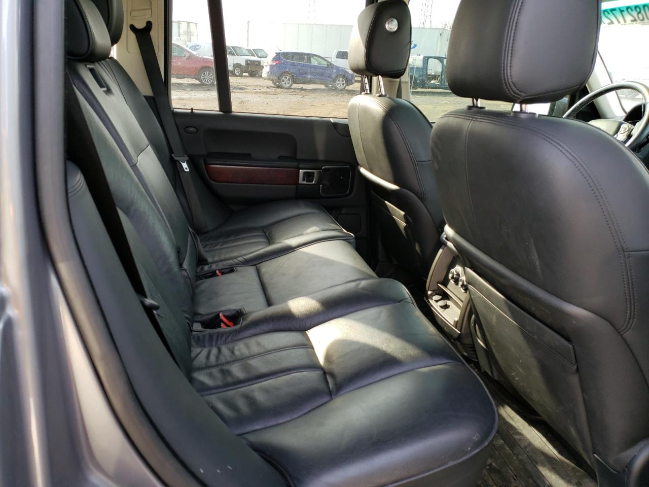 Photo 6 from auction – 2011 LAND ROVER RANGE ROVE with VIN SALME1D48BA358944