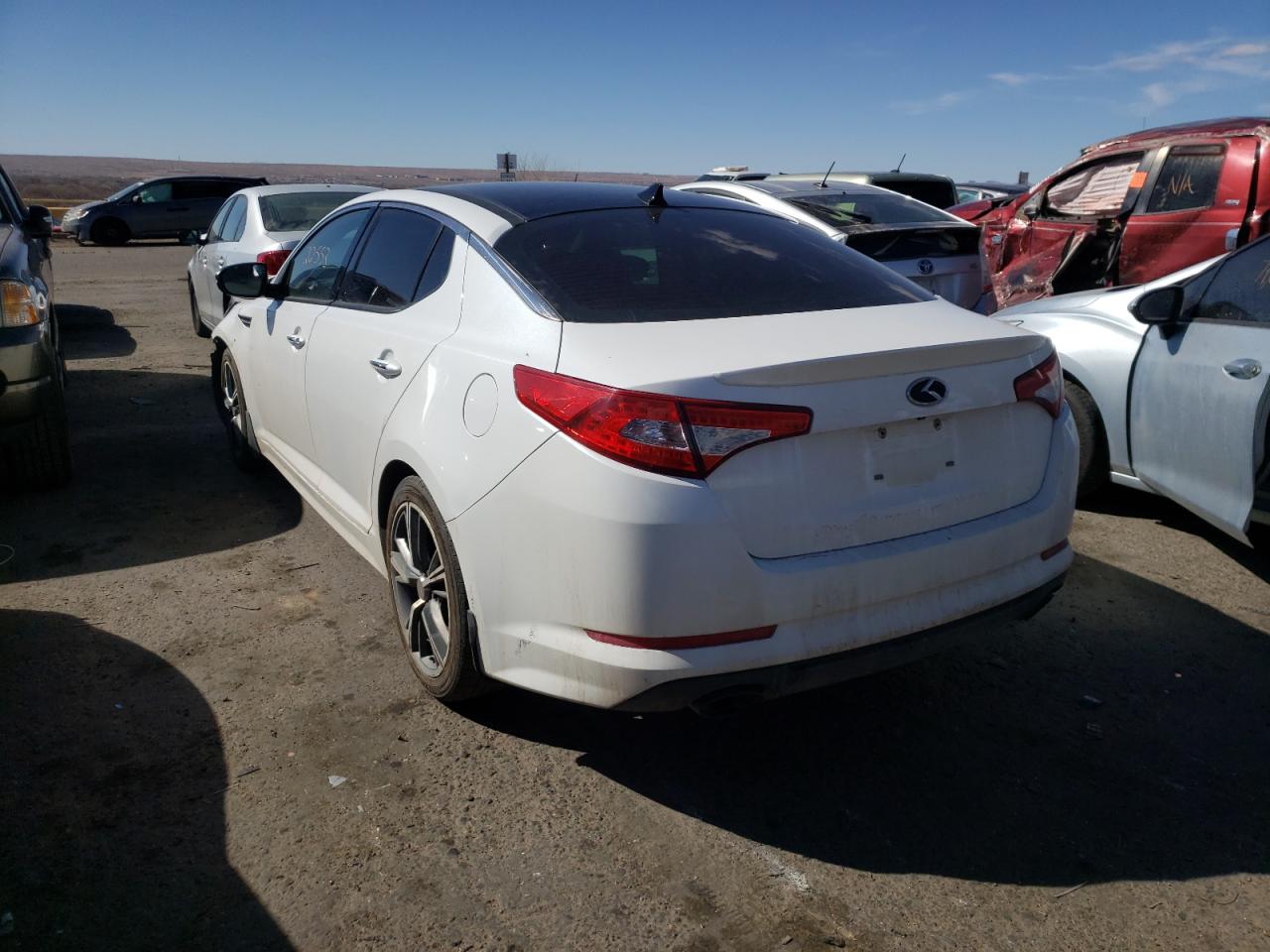 Photo 3 from auction – 2013 KIA OPTIMA SX with VIN 5XXGR4A62DG190595