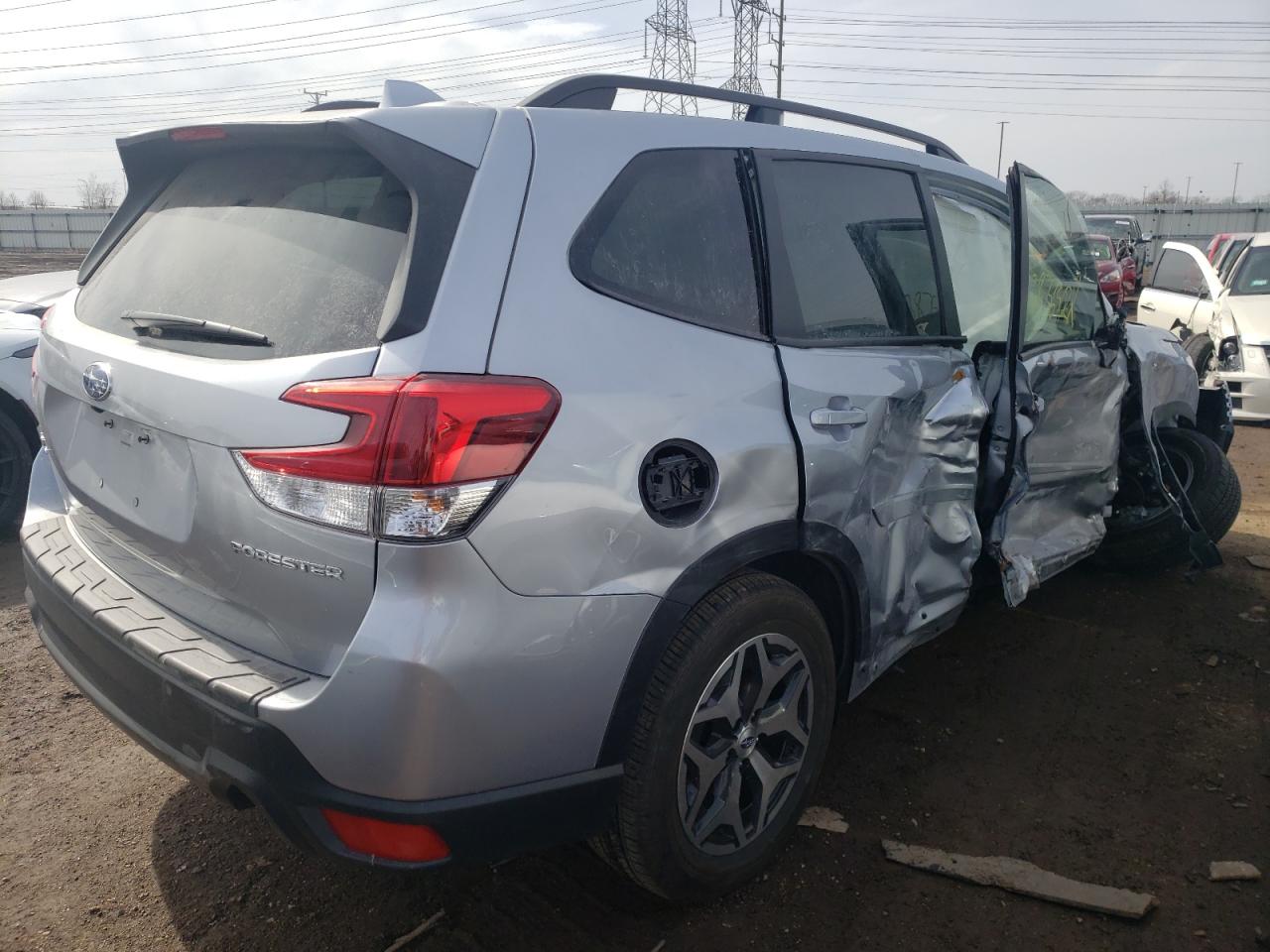 Photo 4 from auction – 2021 SUBARU FORESTER P with VIN JF2SKAJC7MH510498