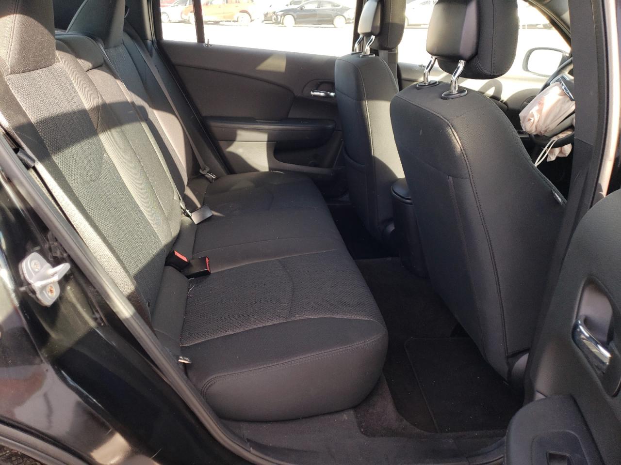 Photo 6 from auction – 2011 CHRYSLER 200 TOURIN with VIN 1C3BC1FB0BN611915