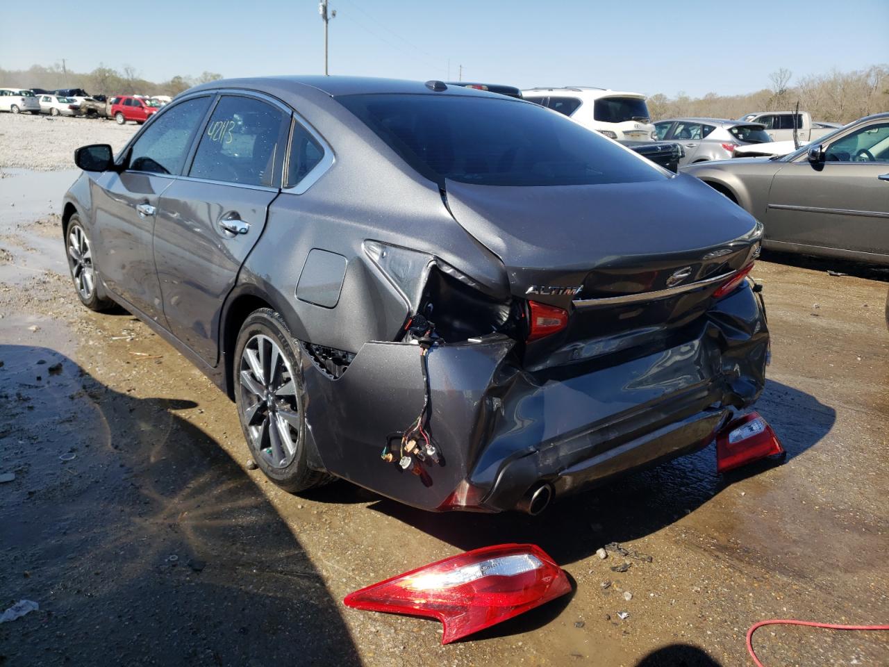 Photo 3 from auction – 2016 NISSAN ALTIMA 2.5 with VIN 1N4AL3AP1GC273410