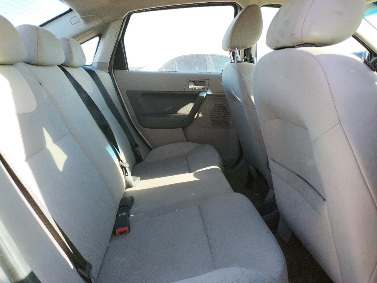 Photo 6 from auction – 2009 FORD FOCUS SES with VIN 1FAHP36N29W204785