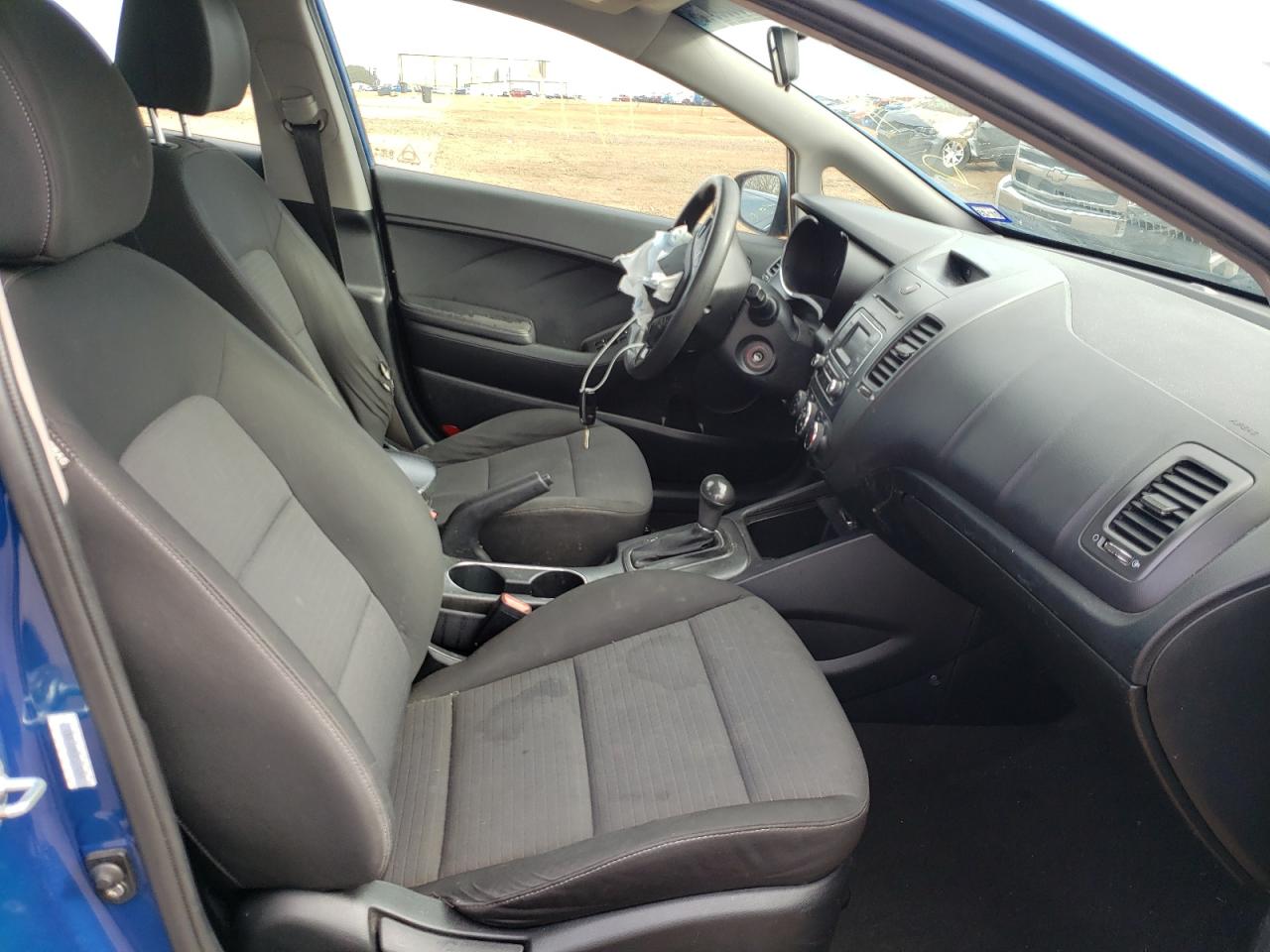 Photo 5 from auction – 2014 KIA FORTE LX with VIN KNAFX4A63E5179769
