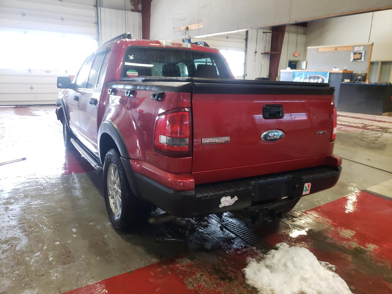Photo 3 from auction – 2007 FORD EXPLORER S with VIN 1FMEU51877UA64059