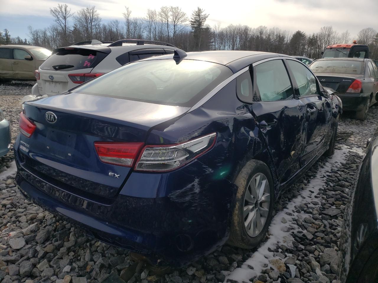 Photo 4 from auction – 2017 KIA OPTIMA EX with VIN 5XXGU4L36HG165450