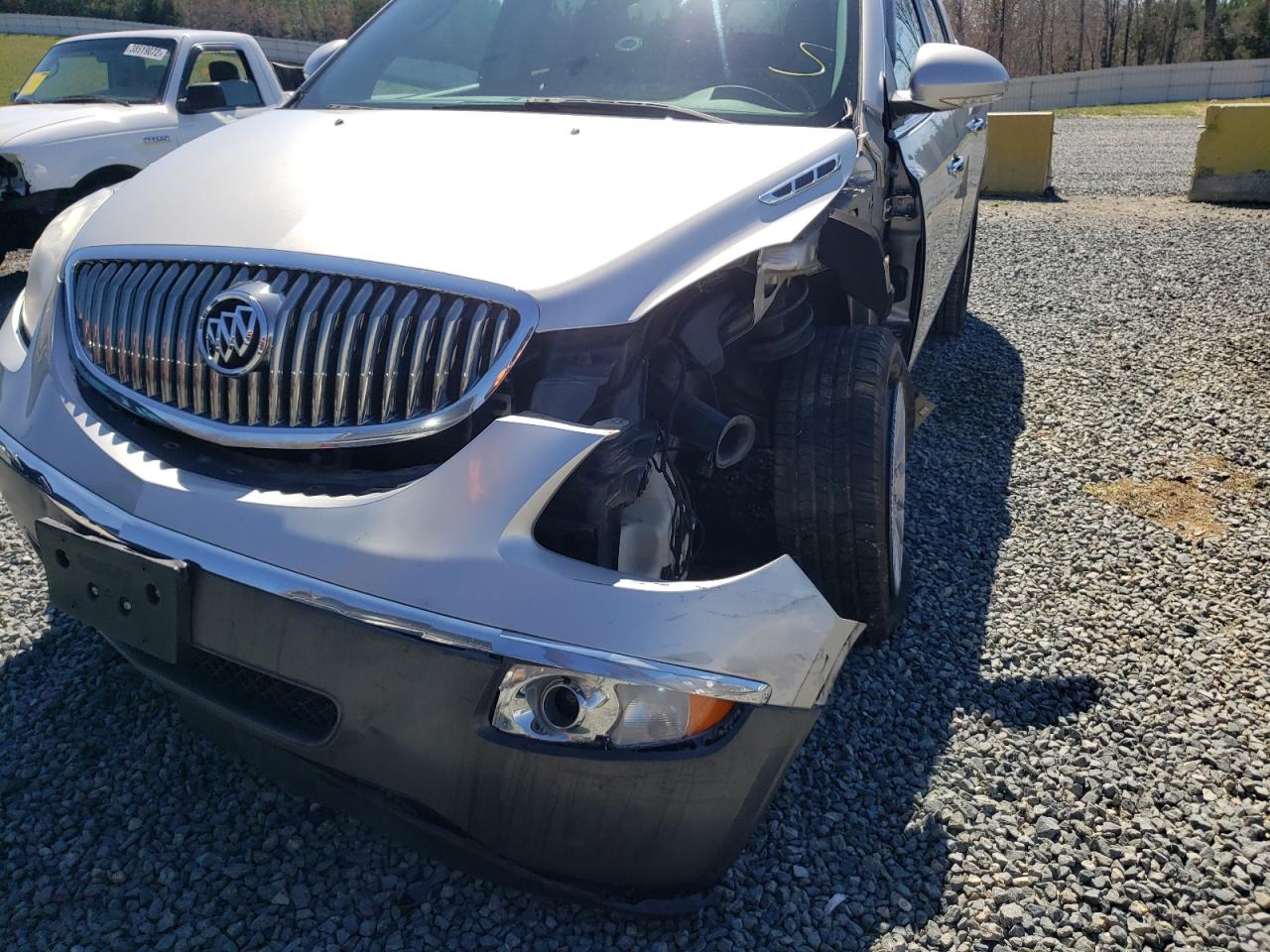 Photo 9 from auction – 2008 BUICK ENCLAVE CX with VIN 5GAER23738J258701
