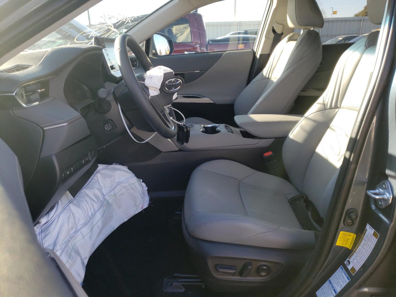 Photo 5 from auction – 2021 TOYOTA VENZA LE with VIN JTEAAAAH8MJ078887