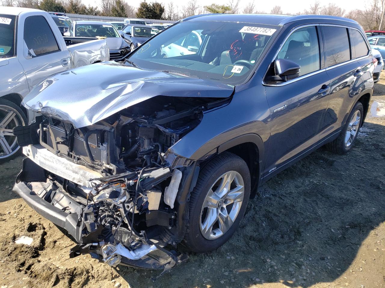 Photo 2 from auction – 2019 TOYOTA HIGHLANDER with VIN 5TDDGRFH1KS059914