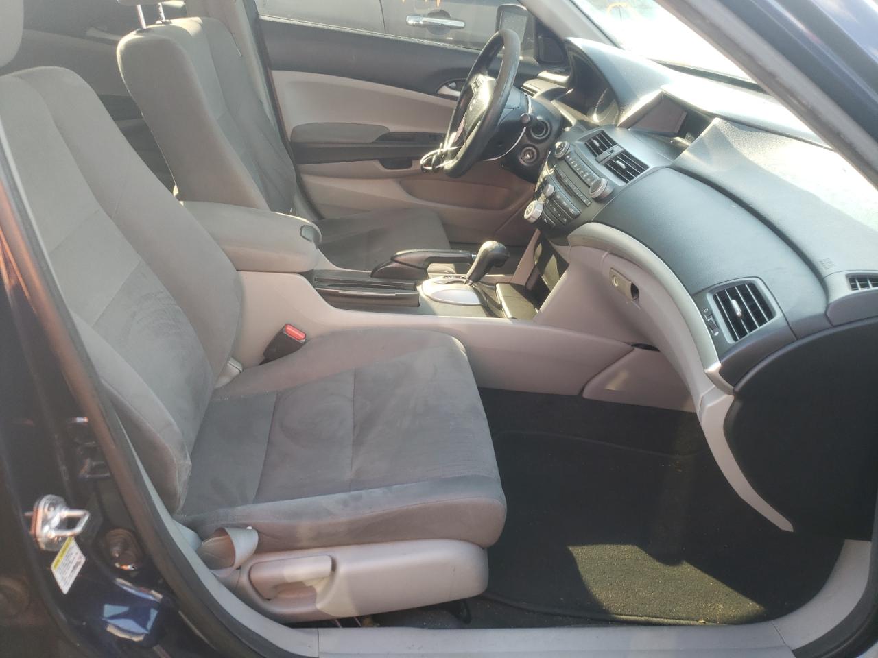 Photo 5 from auction – 2012 HONDA ACCORD LX with VIN 1HGCP2F39CA008667