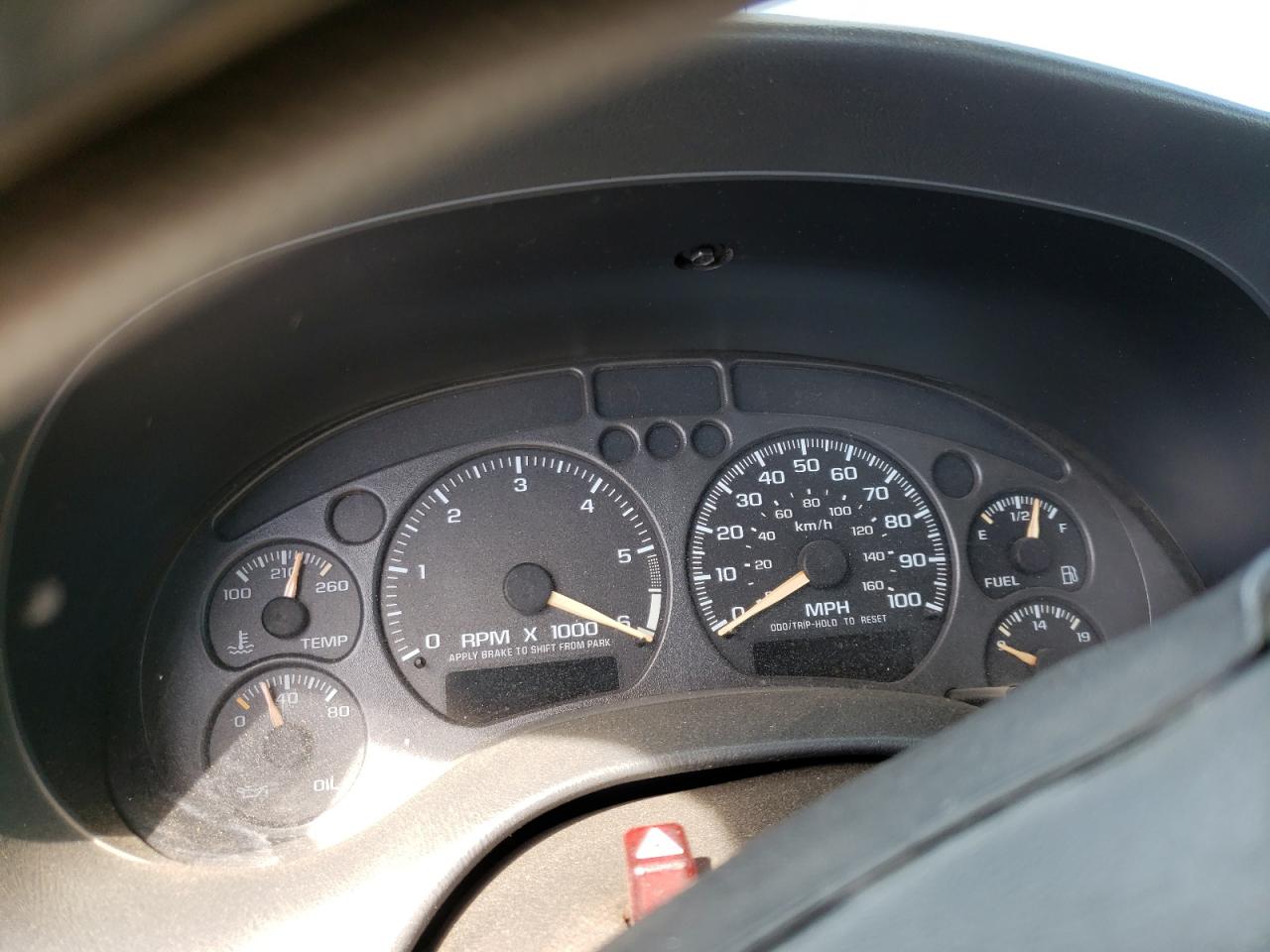 Photo 8 from auction – 2003 GMC SONOMA with VIN 1GTCS19X338196888