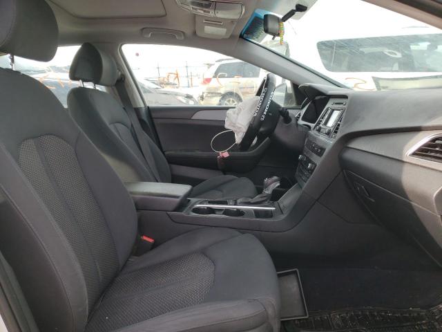 Photo 5 from auction – 2017 HYUNDAI SONATA SE with VIN 5NPE24AF4HH483338