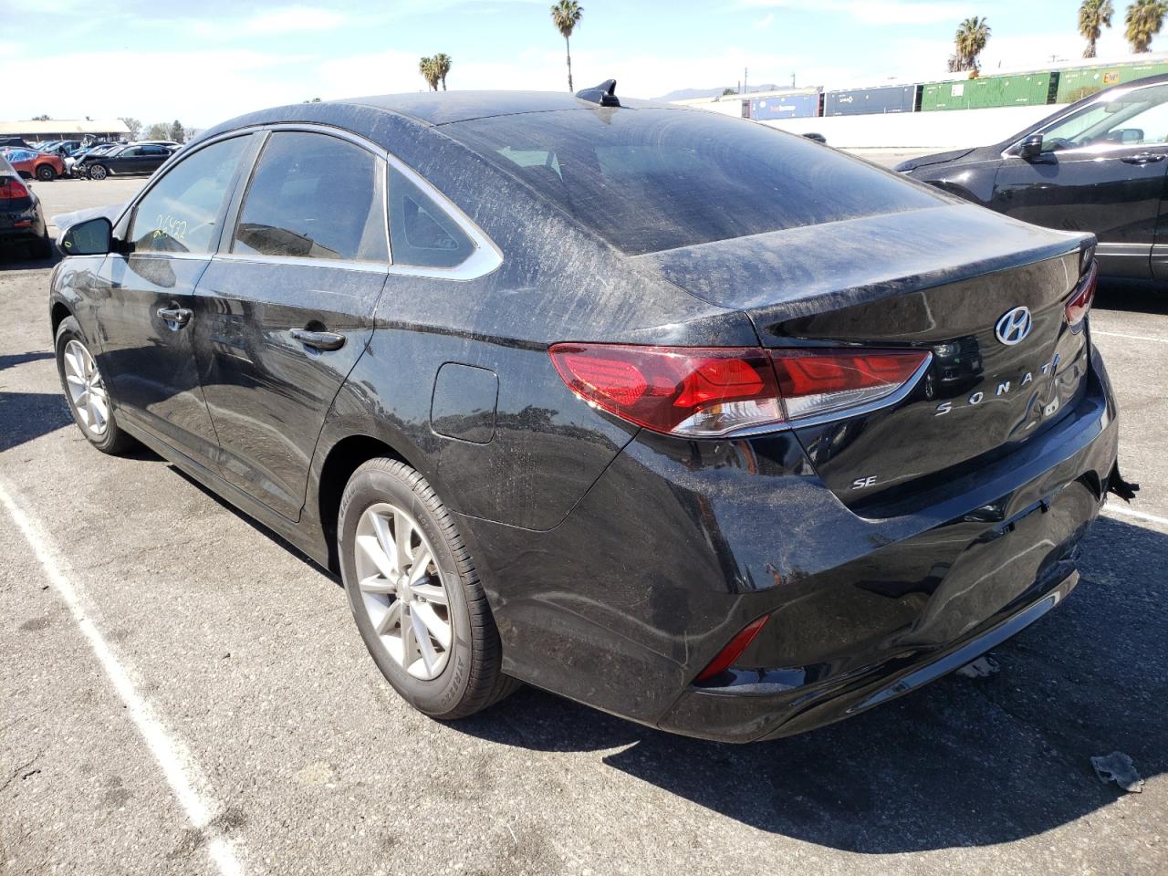 Photo 3 from auction – 2018 HYUNDAI SONATA SE with VIN 5NPE24AF2JH676612