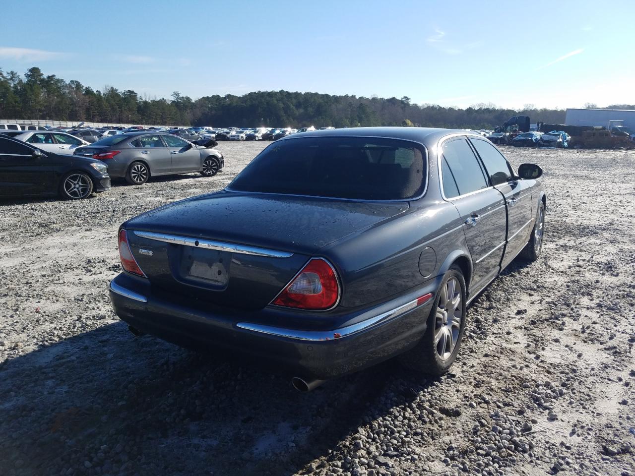 Photo 4 from auction – 2004 JAGUAR VANDENPLAS with VIN SAJWA74C54SG21088