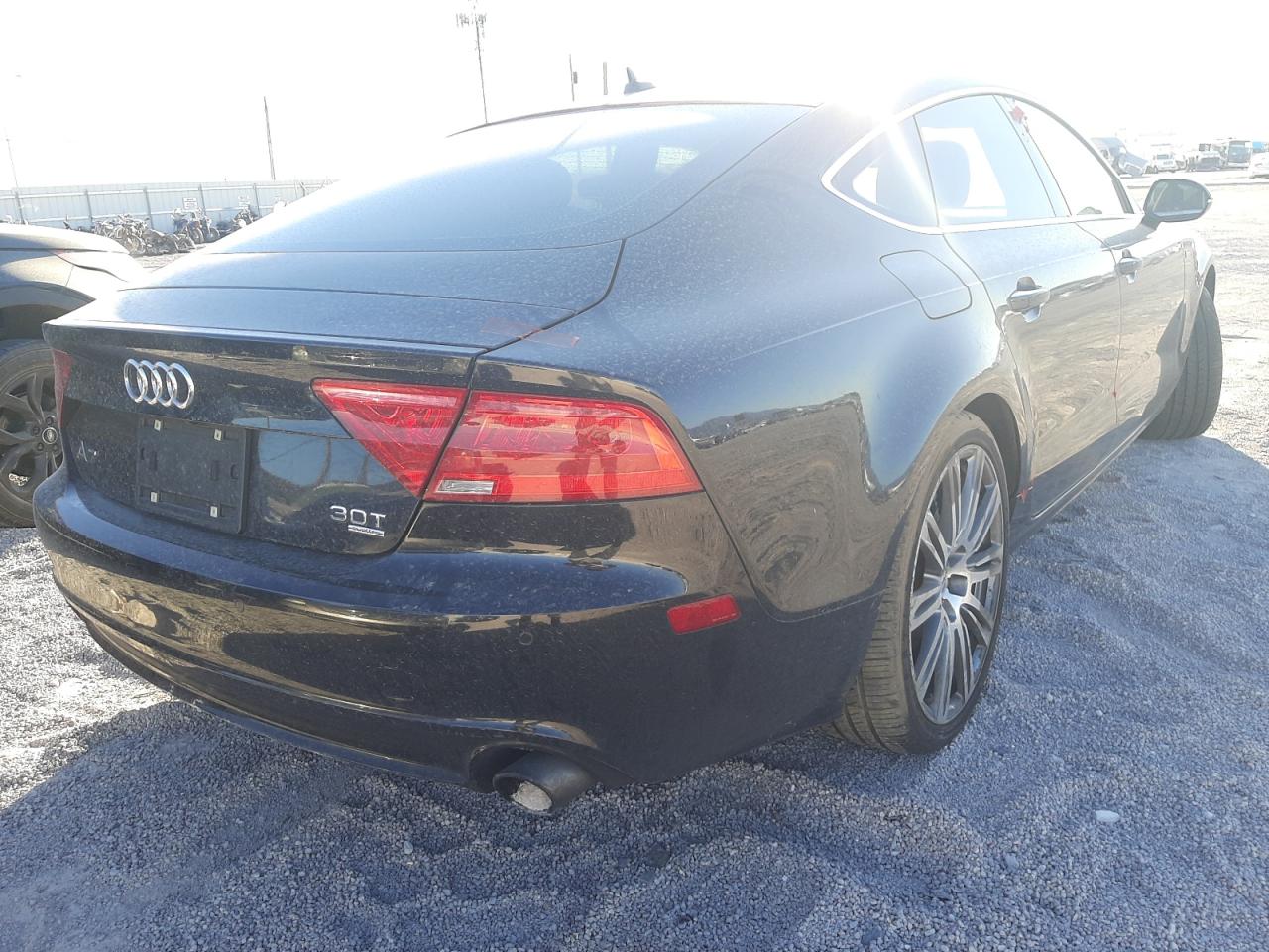 Photo 4 from auction – 2014 AUDI A7 PREMIUM with VIN WAUWGBFC2EN124605