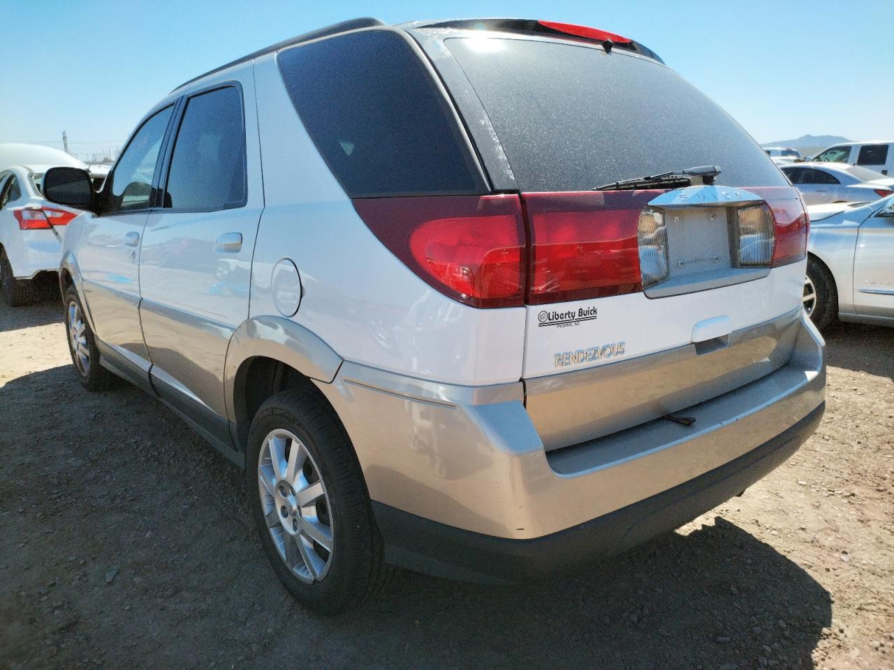 Photo 3 from auction – 2005 BUICK RENDEZVOUS with VIN 3G5DA03E05S538758