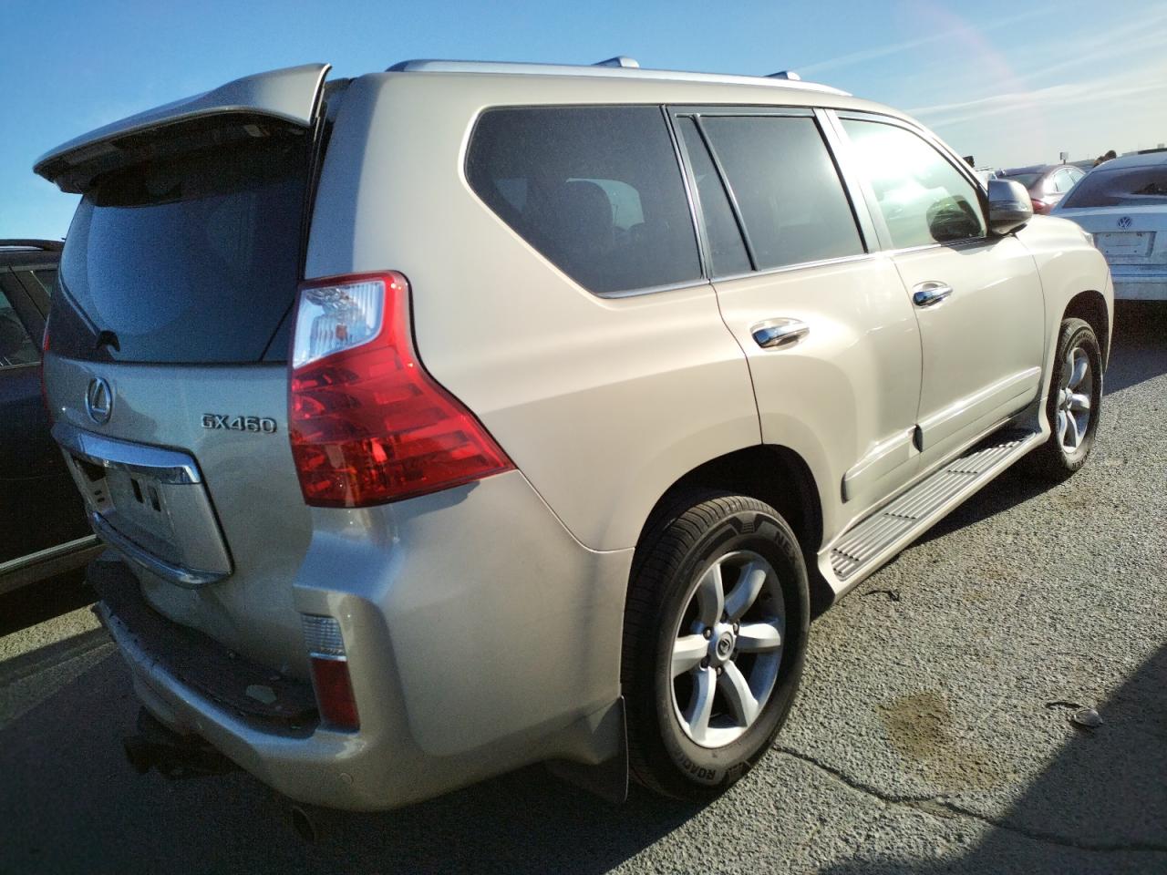 Photo 4 from auction – 2012 LEXUS GX 460 with VIN JTJBM7FX3C5048753