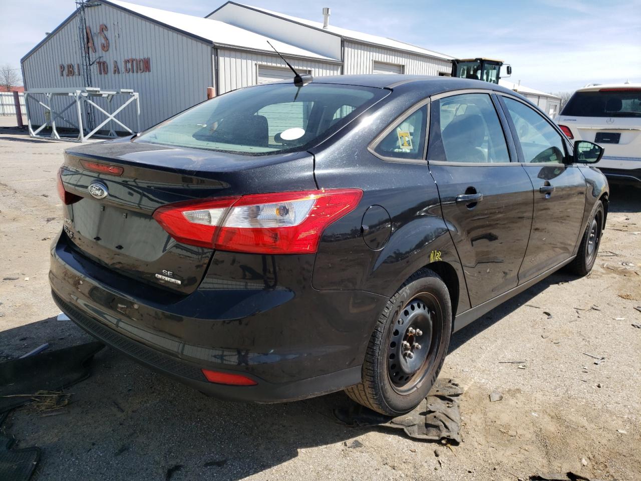 Photo 4 from auction – 2012 FORD FOCUS SE with VIN 1FAHP3F21CL461936