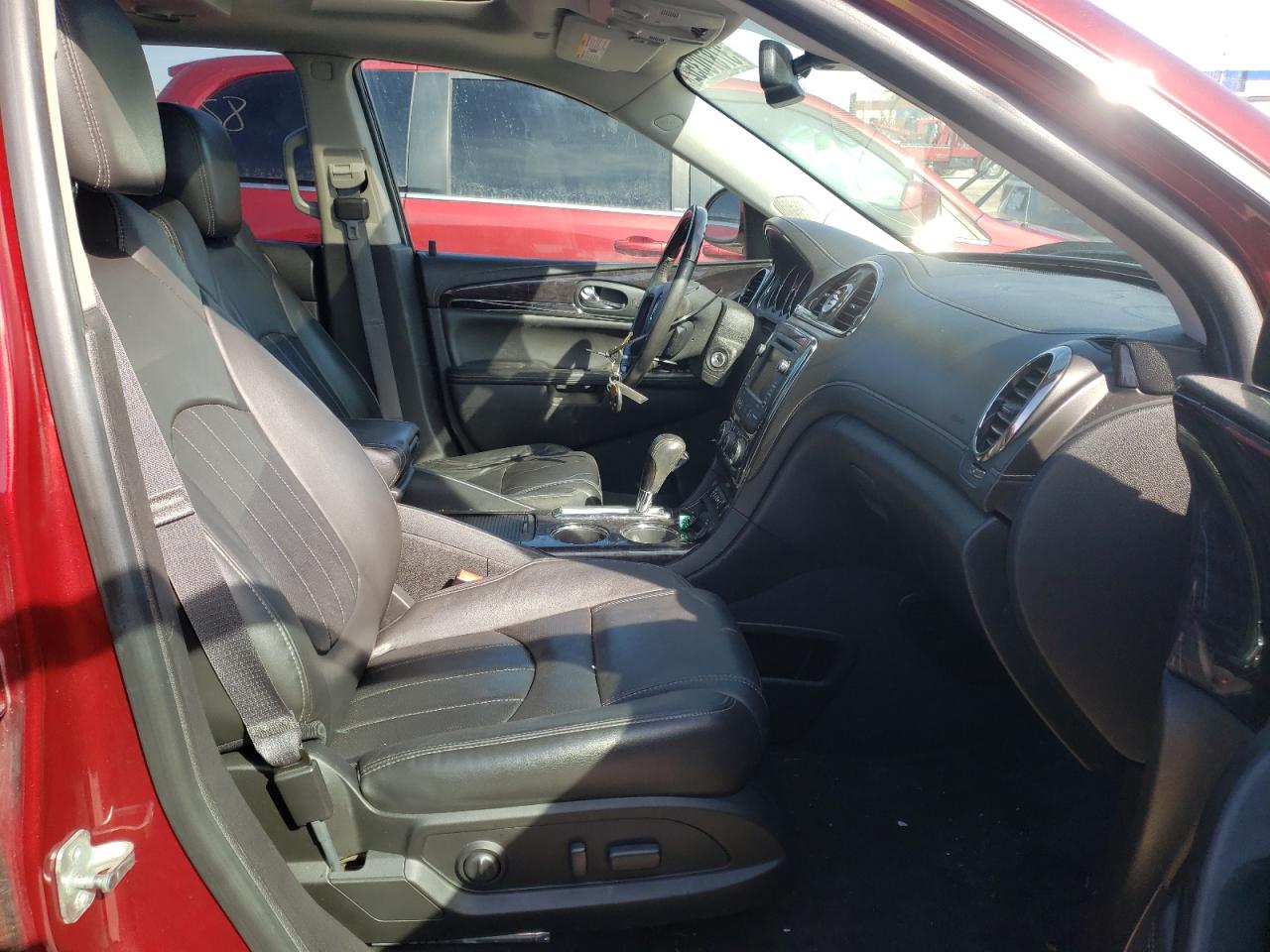 Photo 5 from auction – 2015 BUICK ENCLAVE with VIN 5GAKVCKDXFJ118749