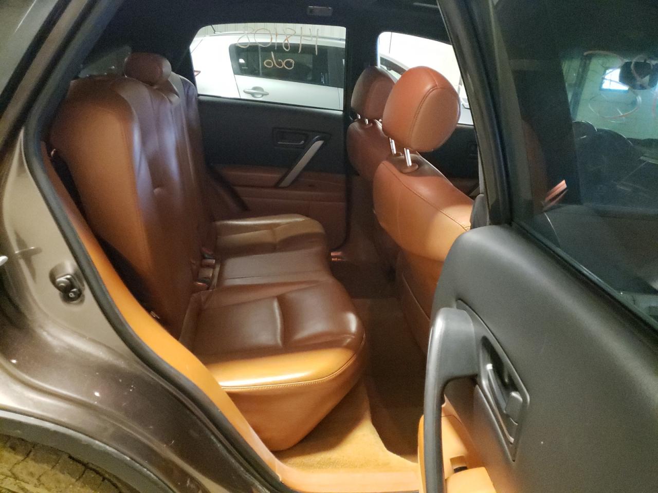 Photo 6 from auction – 2003 INFINITI FX35 with VIN JNRAS08W43X200107