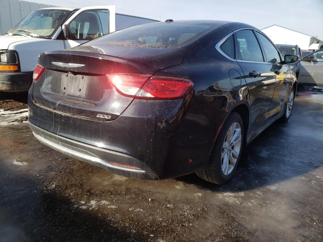 Photo 4 from auction – 2015 CHRYSLER 200 LIMITE with VIN 1C3CCCAB7FN526843
