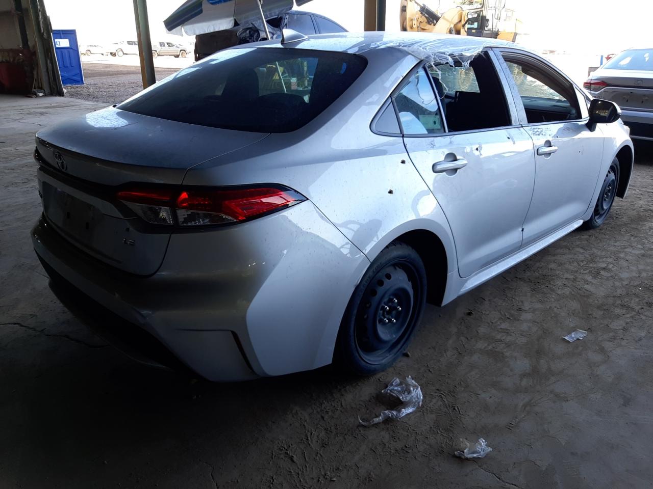 Photo 4 from auction – 2020 TOYOTA COROLLA LE with VIN 5YFEPRAE1LP137829