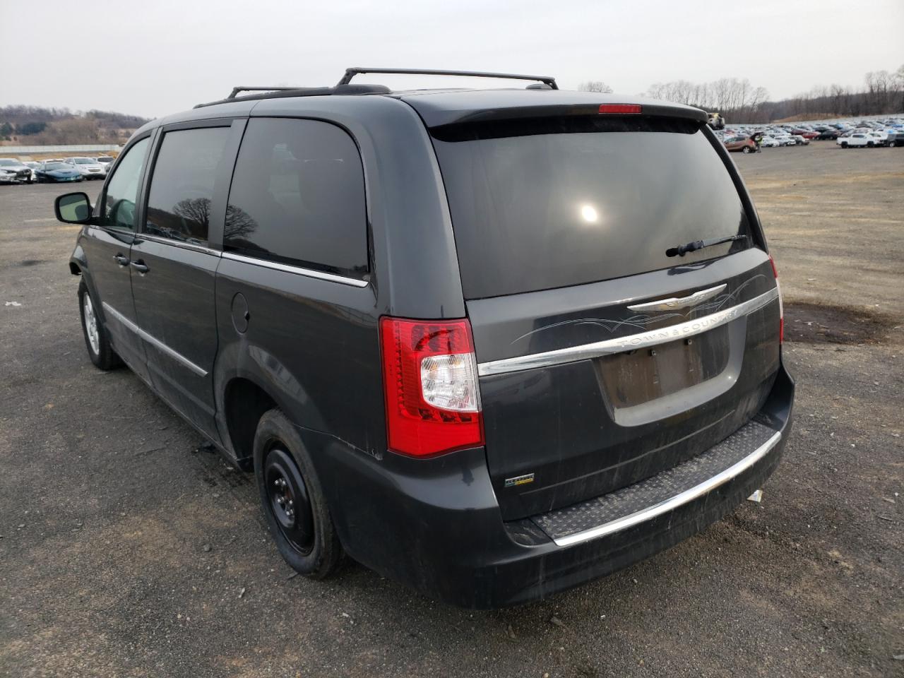 Photo 3 from auction – 2012 CHRYSLER TOWN & COU with VIN 2C4RC1BG4CR286718