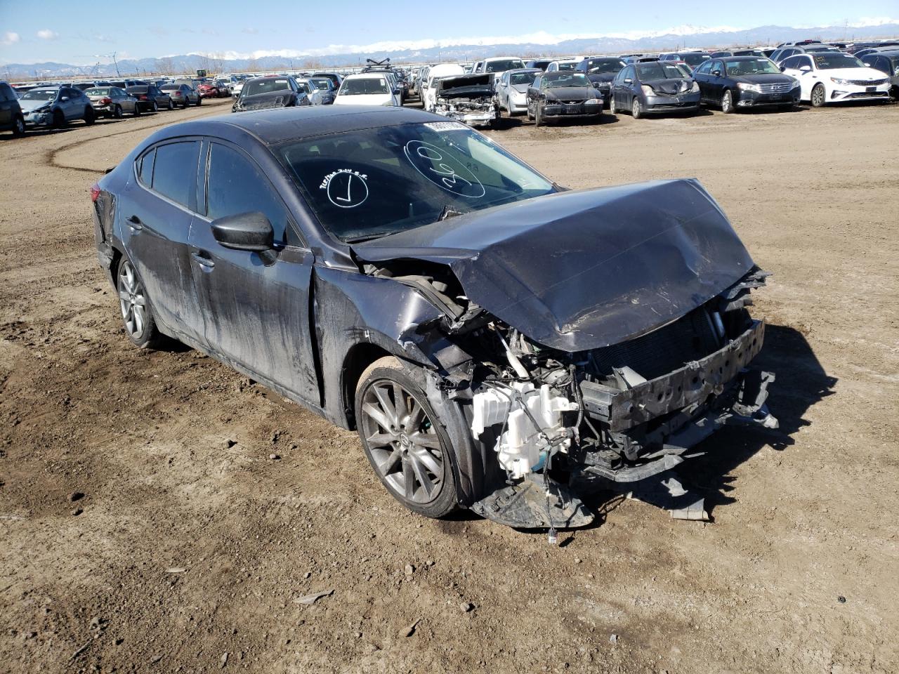 Photo 1 from auction – 2018 MAZDA 3 TOURING with VIN 3MZBN1V38JM276859
