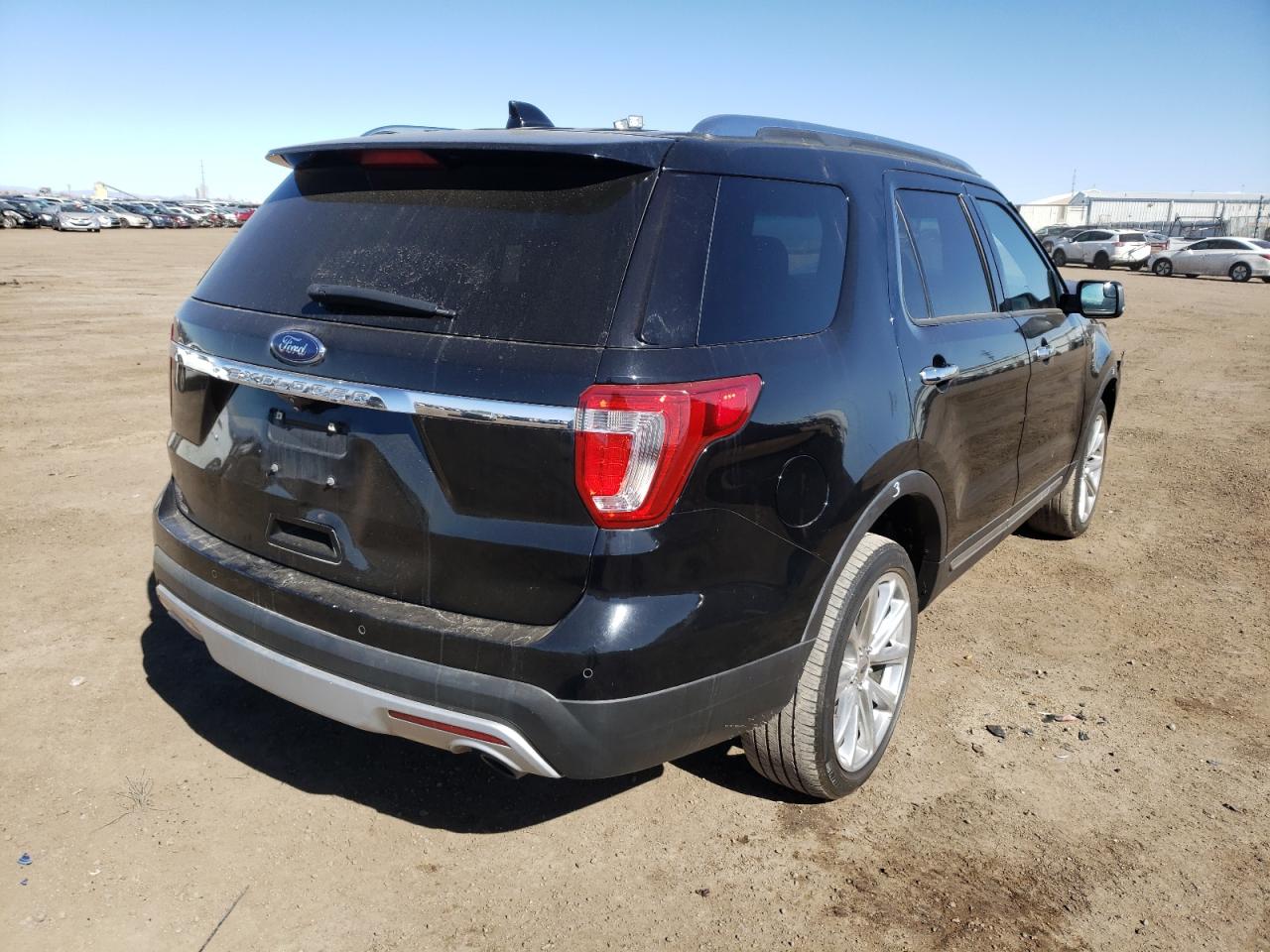 Photo 4 from auction – 2016 FORD EXPLORER L with VIN 1FM5K8F82GGB66304