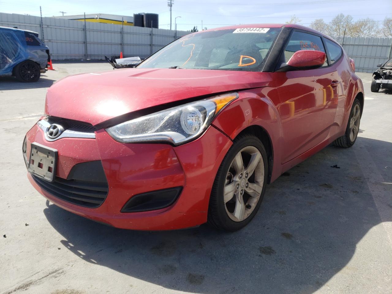 Photo 2 from auction – 2014 HYUNDAI VELOSTER with VIN KMHTC6AD0EU209775