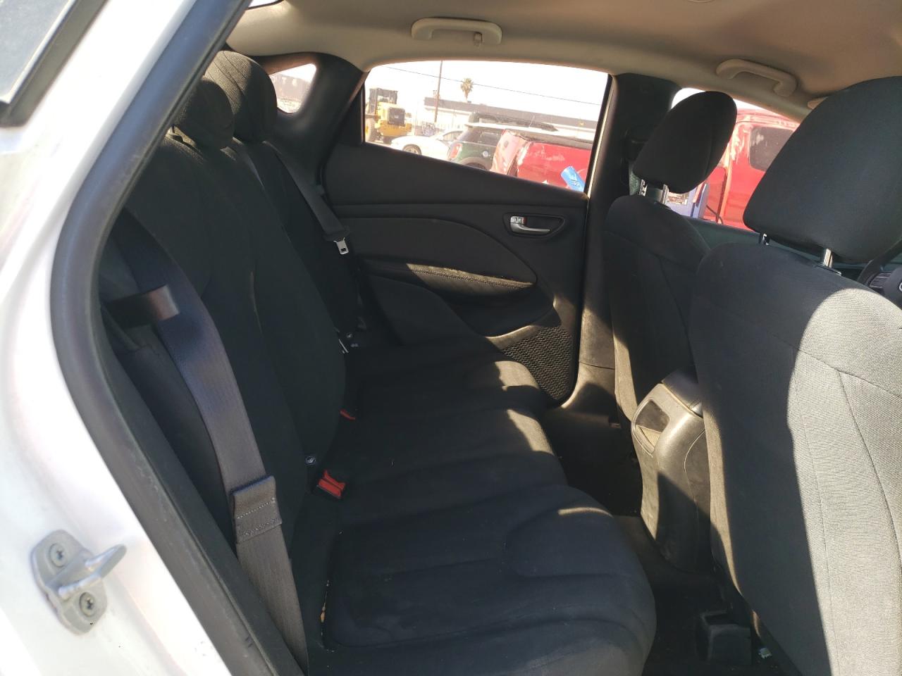 Photo 6 from auction – 2013 DODGE DART SE with VIN 1C3CDFAA7DD296990