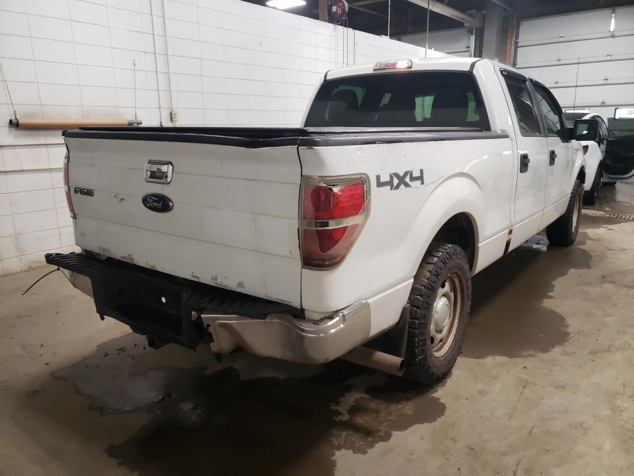 Photo 4 from auction – 2011 FORD F150 SUPER with VIN 1FTFW1EF3BFC92884