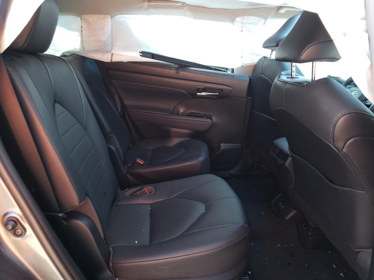 Photo 6 from auction – 2020 TOYOTA HIGHLANDER with VIN 5TDGZRAH8LS511907