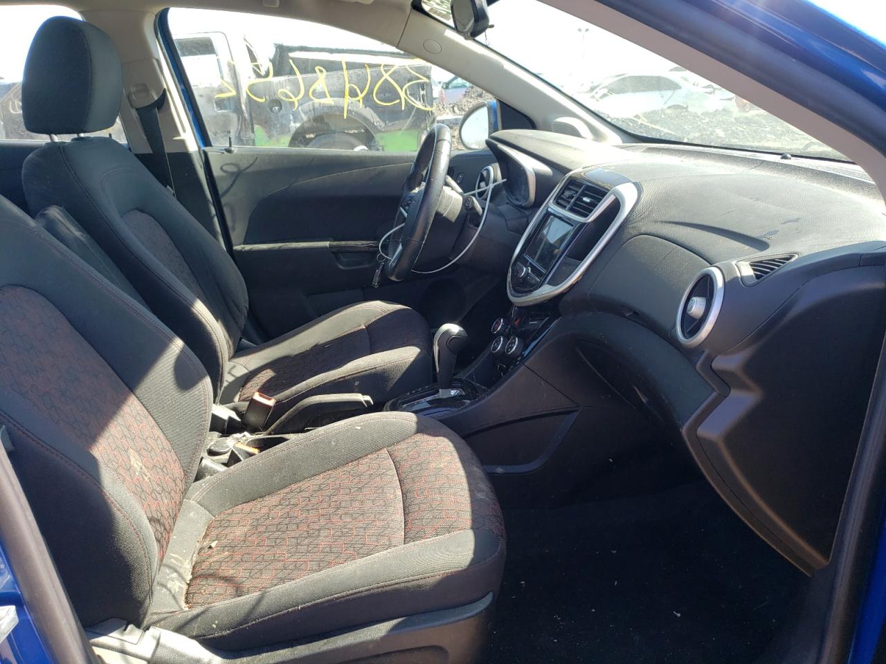 Photo 5 from auction – 2018 CHEVROLET SONIC LT with VIN 1G1JD6SH6J4122024