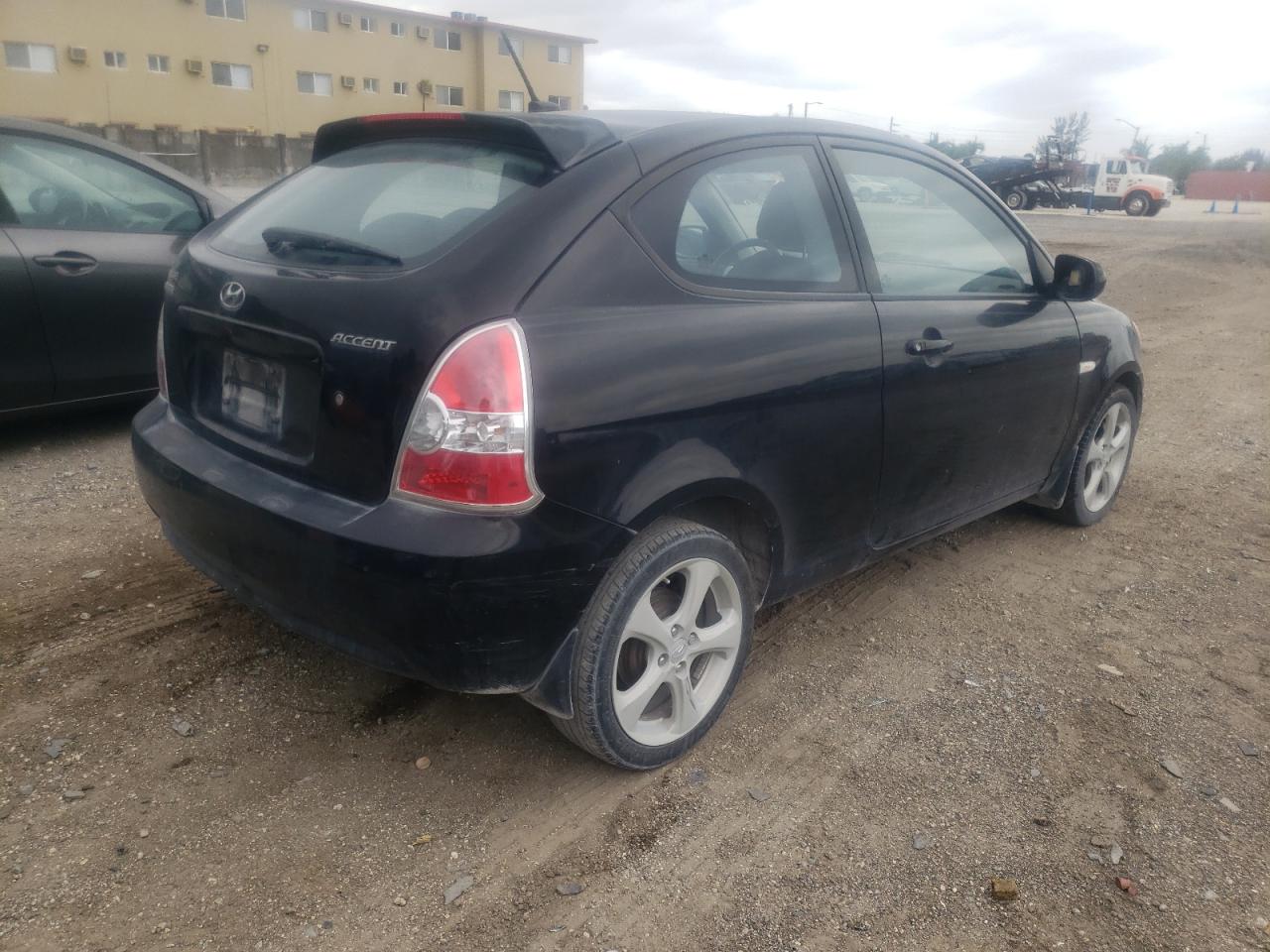 Photo 4 from auction – 2011 HYUNDAI ACCENT SE with VIN KMHCN3AC1BU201602