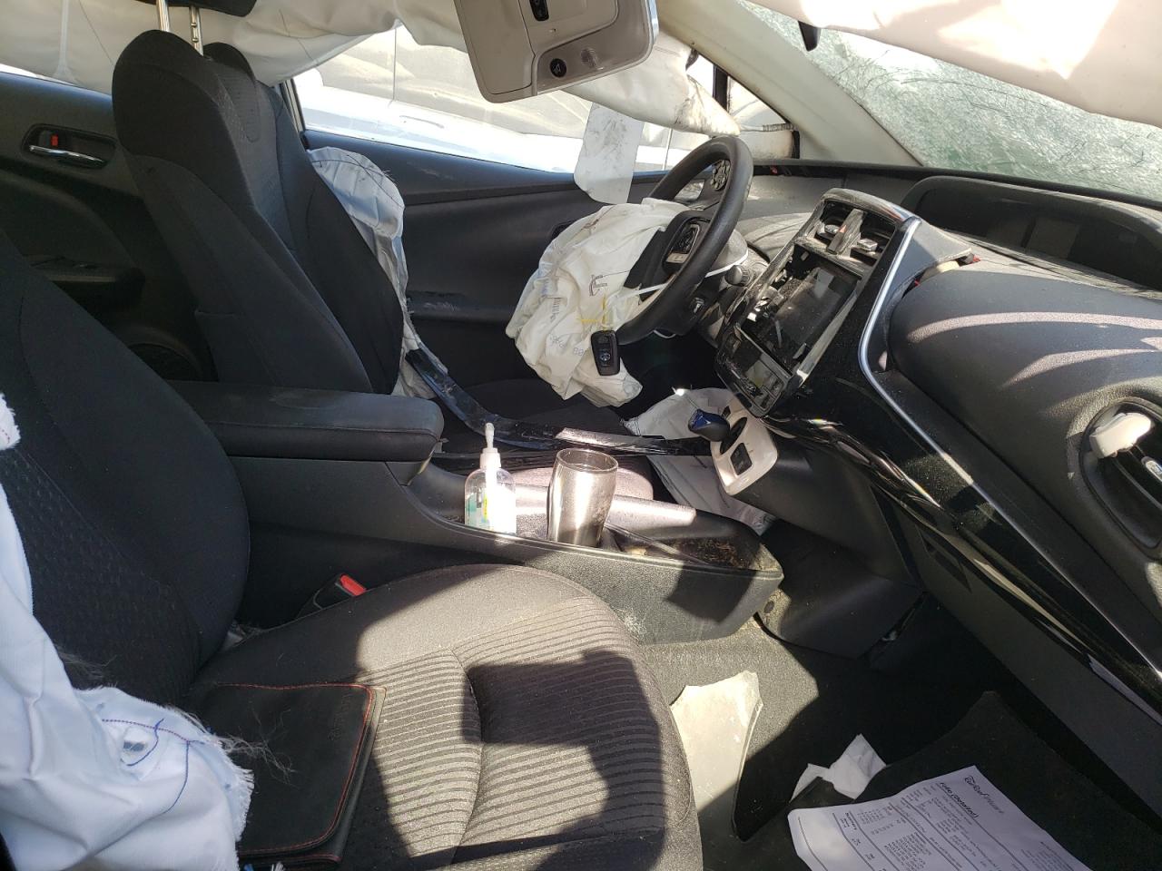 Photo 5 from auction – 2018 TOYOTA PRIUS with VIN JTDKBRFU4J3068254