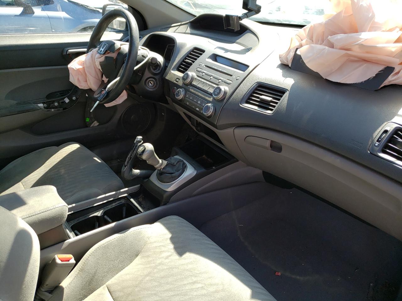 Photo 9 from auction – 2010 HONDA CIVIC EX with VIN 2HGFG1A85AH502565
