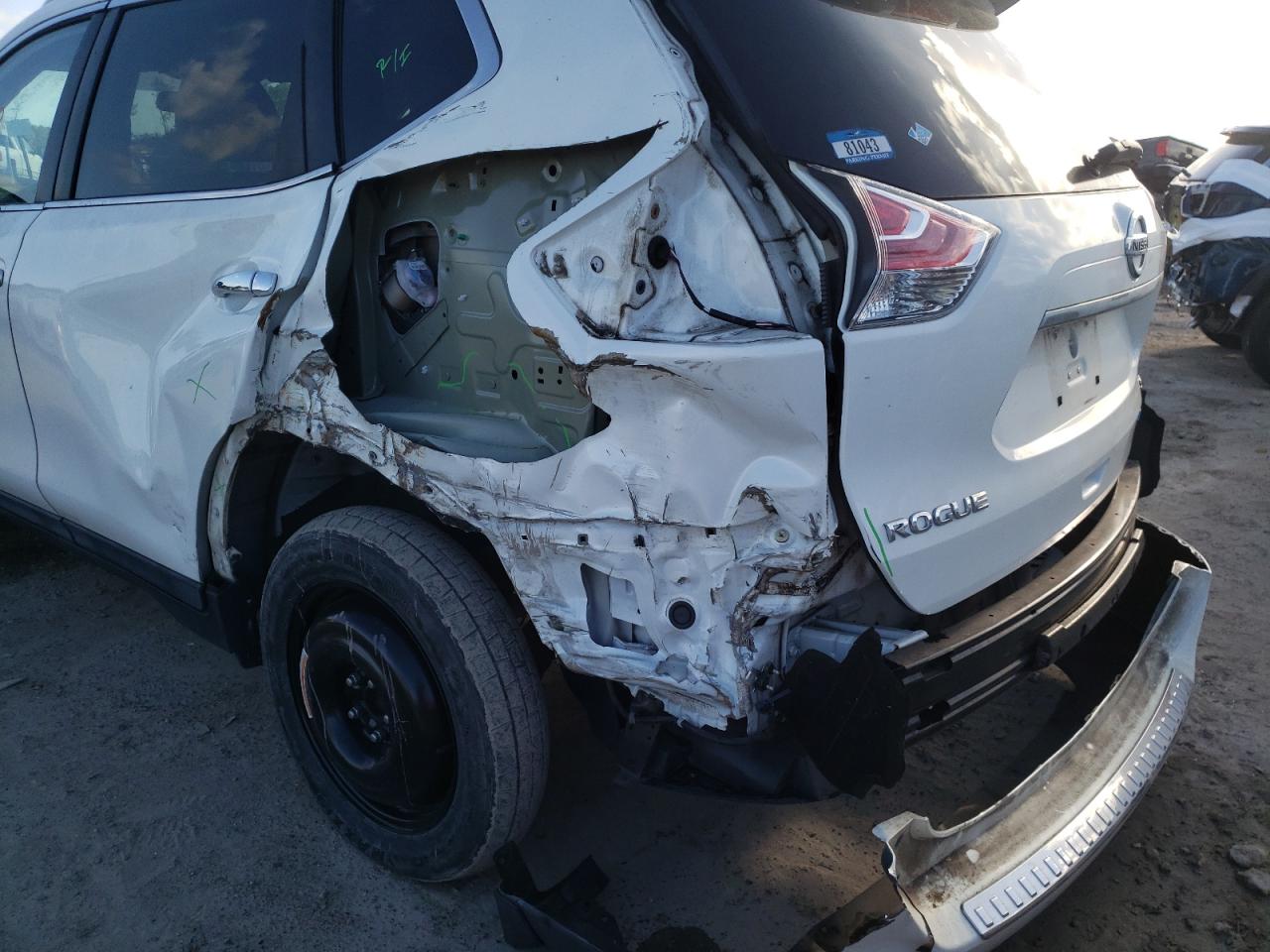 Photo 9 from auction – 2014 NISSAN ROGUE S with VIN 5N1AT2MT1EC777641