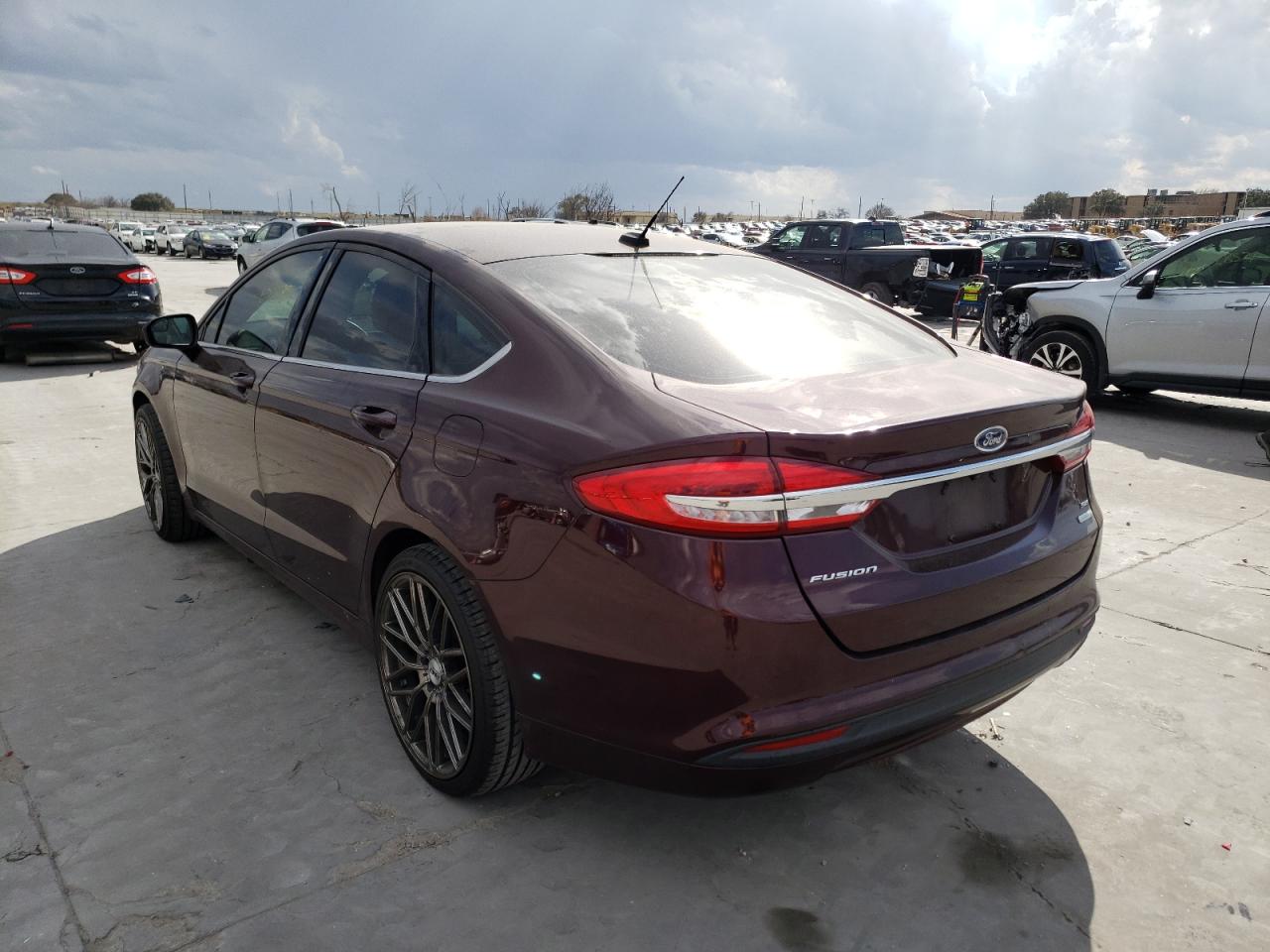Photo 3 from auction – 2017 FORD FUSION SE with VIN 3FA6P0HD5HR273532